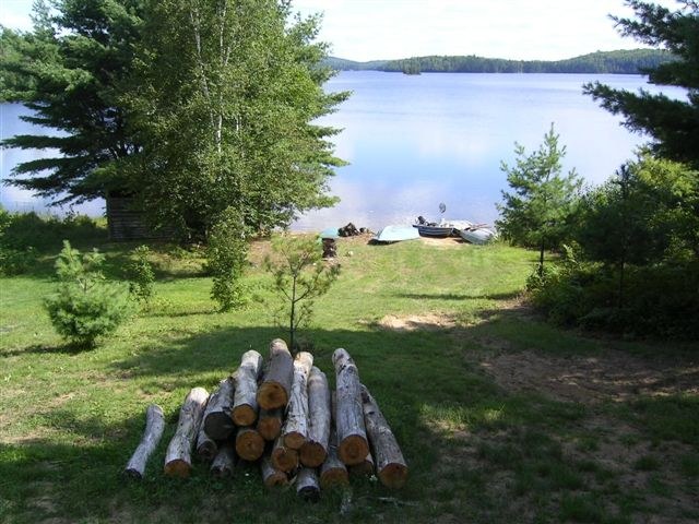 Vue du Lac Forant au chalet #8